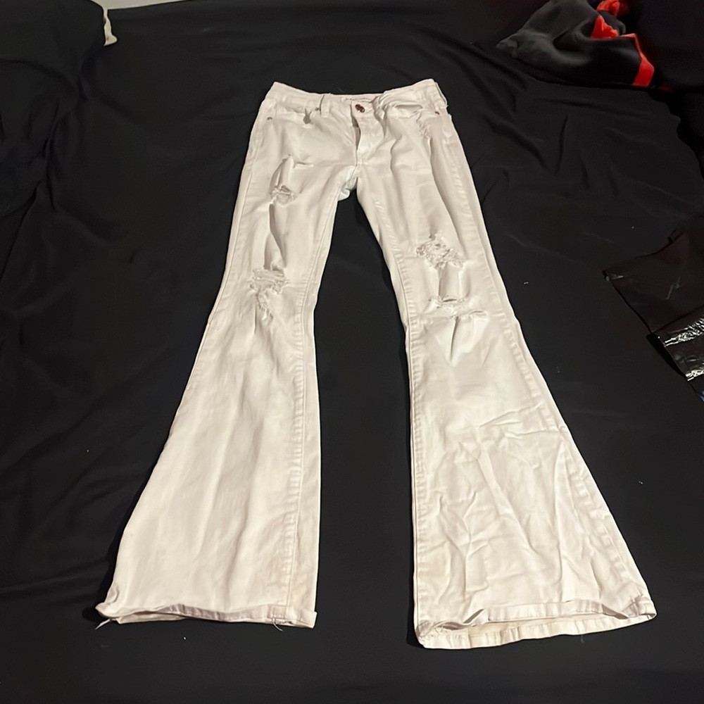 Almost Famous Flared jeans